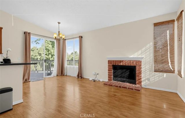 2486 Pleasant Way B, Thousand Oaks, CA 91362