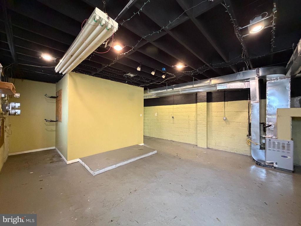 Image 14 of property listing at 420-430 MERRYMAN, Baltimore, MD 21218