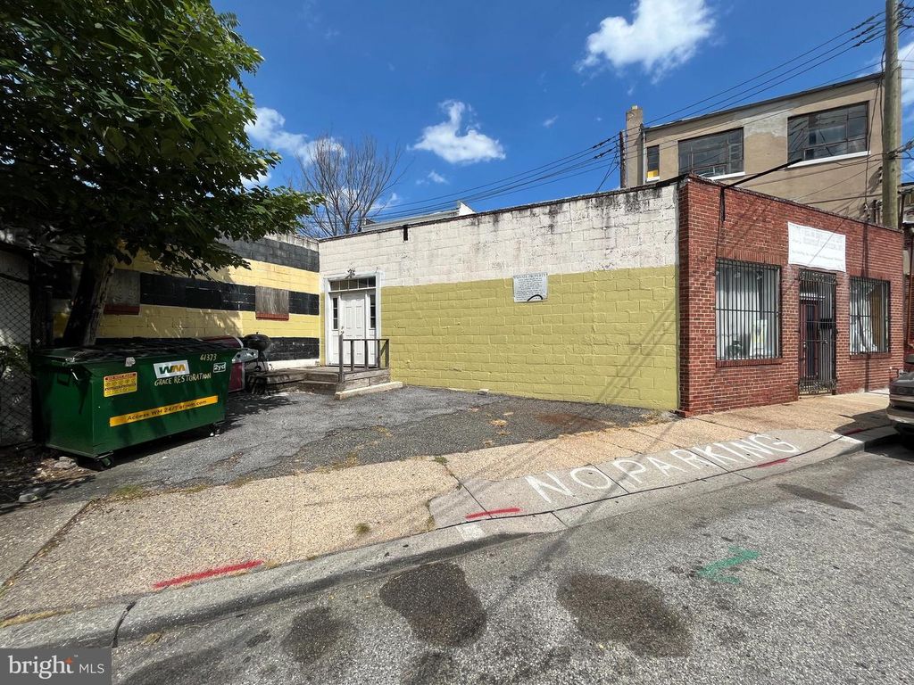 Image 9 of property listing at 420-430 MERRYMAN, Baltimore, MD 21218