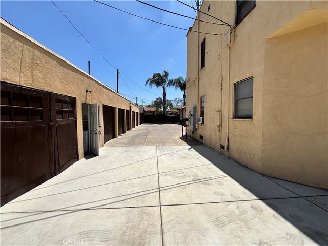 921 N Lacy Street, Santa Ana, CA 92701