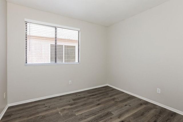 8515 W Elm Street, Phoenix, AZ 85037