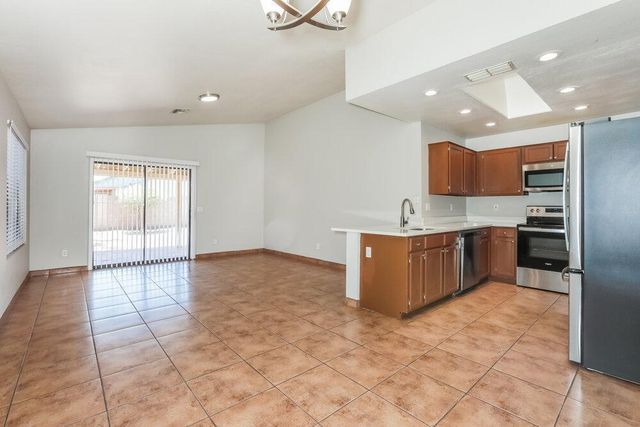 8515 W Elm Street, Phoenix, AZ 85037
