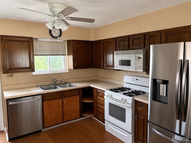 9301 Miriam Avenue, Overland, MO 63114