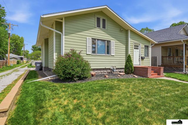 3126 E Street, Lincoln, NE 68510