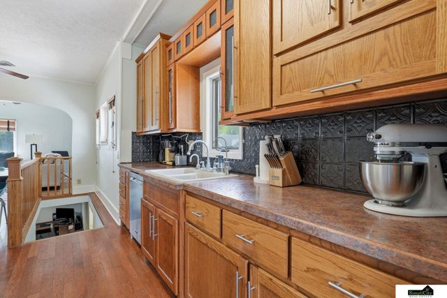 3126 E Street, Lincoln, NE 68510