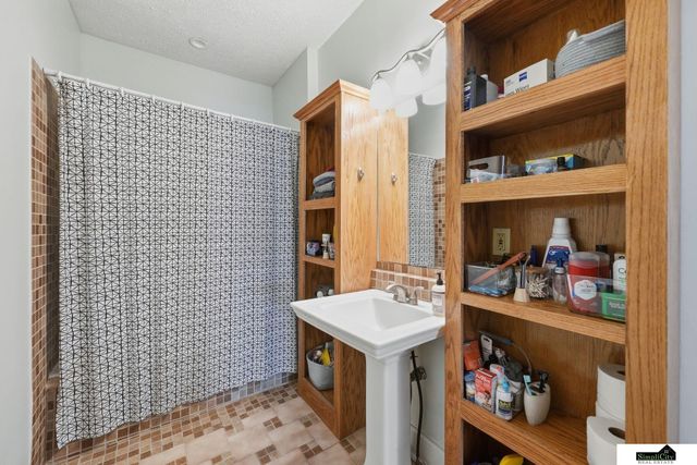 3126 E Street, Lincoln, NE 68510