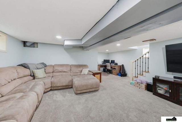 3126 E Street, Lincoln, NE 68510