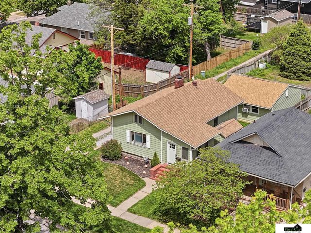 3126 E Street, Lincoln, NE 68510