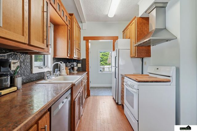 3126 E Street, Lincoln, NE 68510