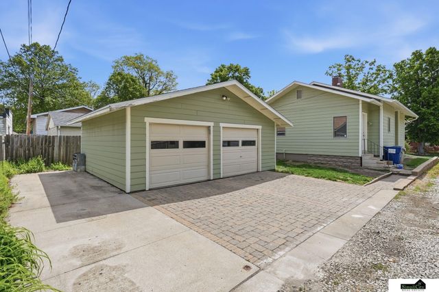 3126 E Street, Lincoln, NE 68510