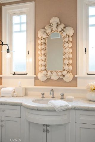 2411 Bayshore, Newport Beach, CA 92663