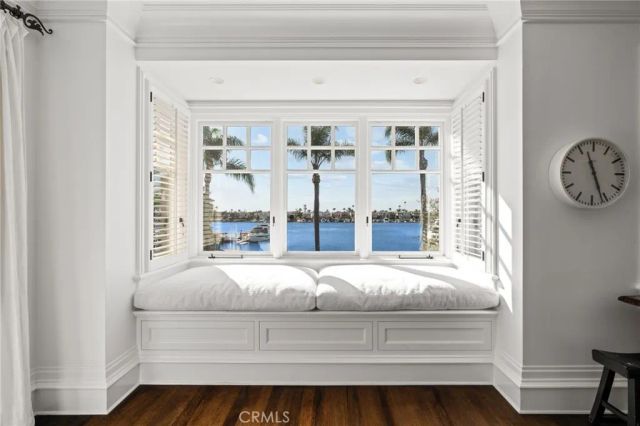 2411 Bayshore, Newport Beach, CA 92663