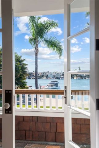 2411 Bayshore, Newport Beach, CA 92663