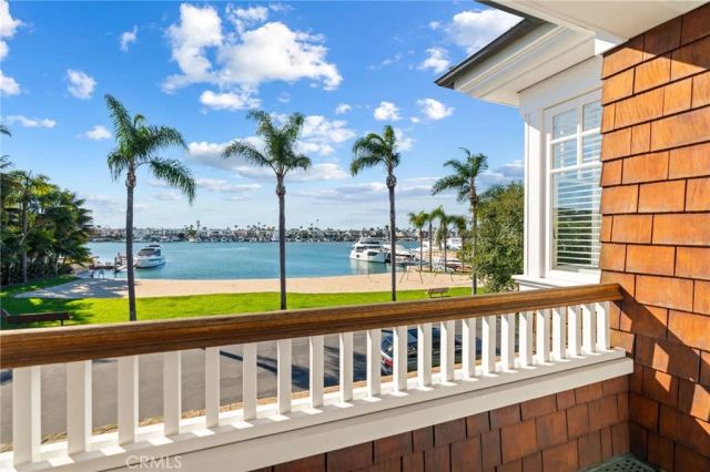 2411 Bayshore, Newport Beach, CA 92663