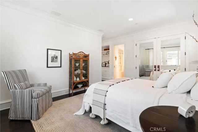 2411 Bayshore, Newport Beach, CA 92663