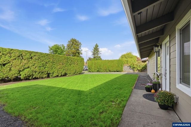 1405 Shortridge St SE, Albany, OR 97322