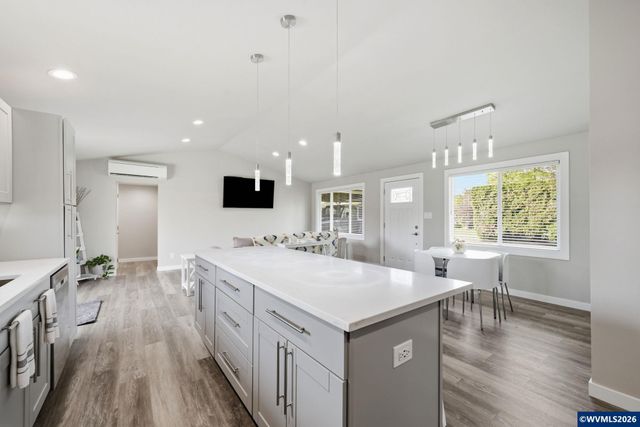 1405 Shortridge St SE, Albany, OR 97322