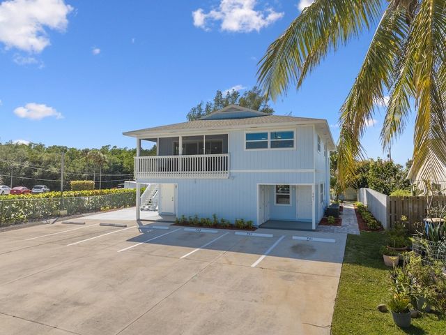 741 Hernando Street, Fort Pierce, FL 34949