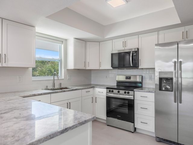 741 Hernando Street, Fort Pierce, FL 34949