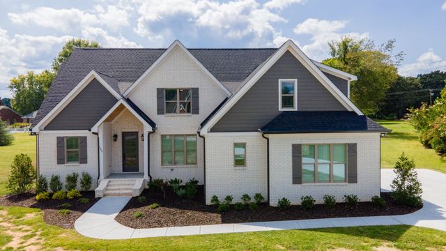 255 Ridgecrest Dr, Winchester, TN 37398