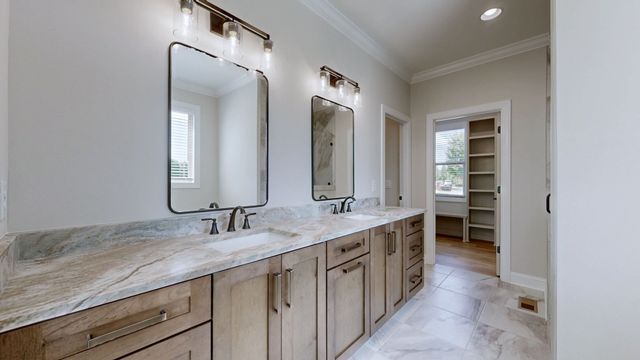 255 Ridgecrest Dr, Winchester, TN 37398