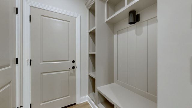 255 Ridgecrest Dr, Winchester, TN 37398