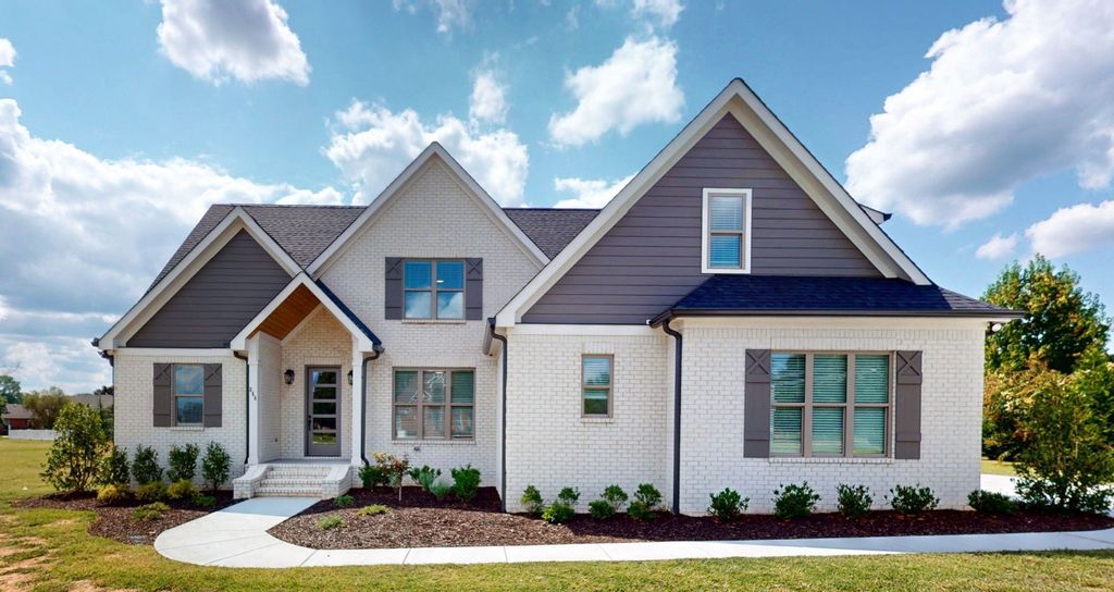 255 Ridgecrest Dr, Winchester, TN 37398