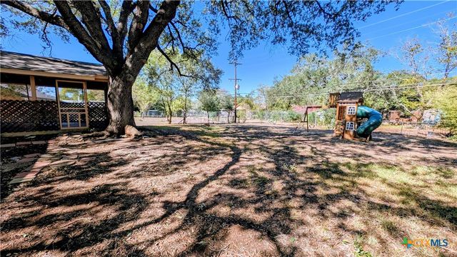114 Chaparral Street, San Marcos, TX 78666