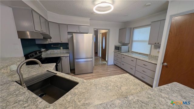 114 Chaparral Street, San Marcos, TX 78666