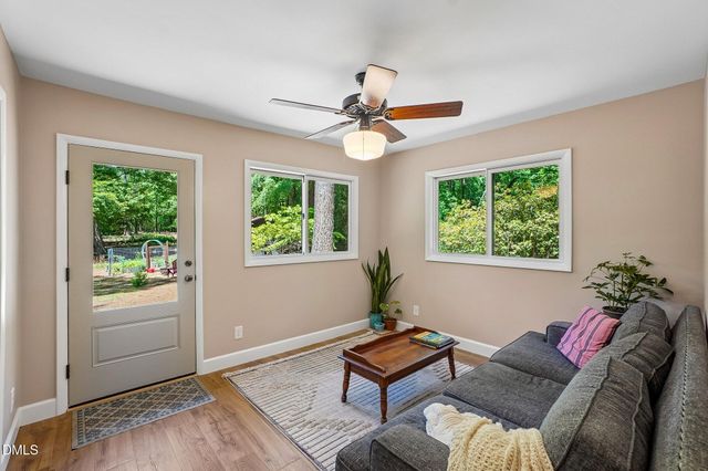 147 Windsor Circle, Chapel Hill, NC 27516