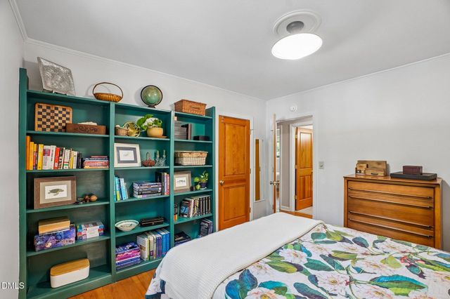 147 Windsor Circle, Chapel Hill, NC 27516