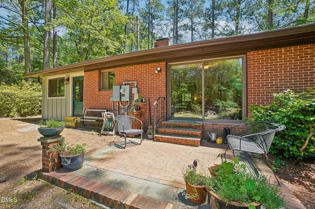 147 Windsor Circle, Chapel Hill, NC 27516