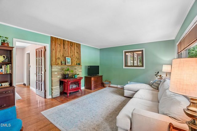 147 Windsor Circle, Chapel Hill, NC 27516