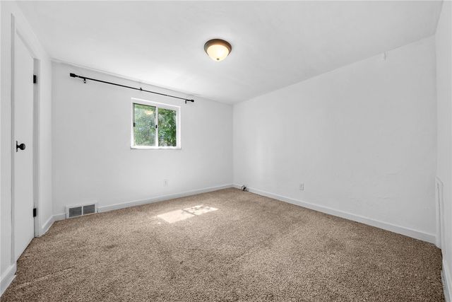 716 Darlington St, Carnegie, PA 15106