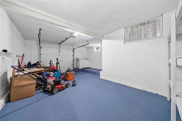716 Darlington St, Carnegie, PA 15106