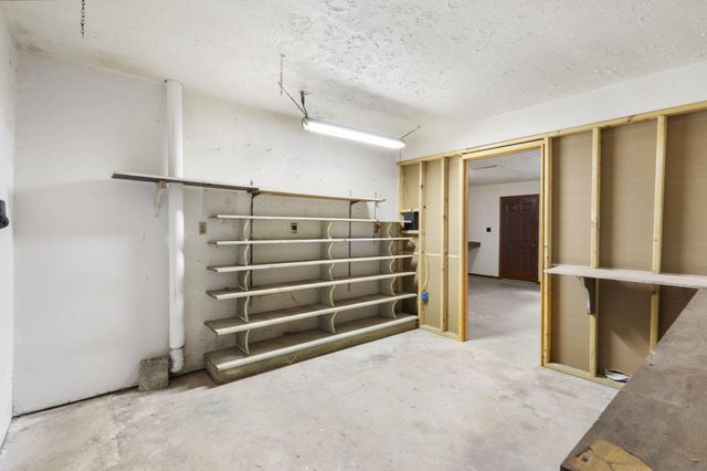 524 Shady Oak Lane, Reeds Spring, MO 65737