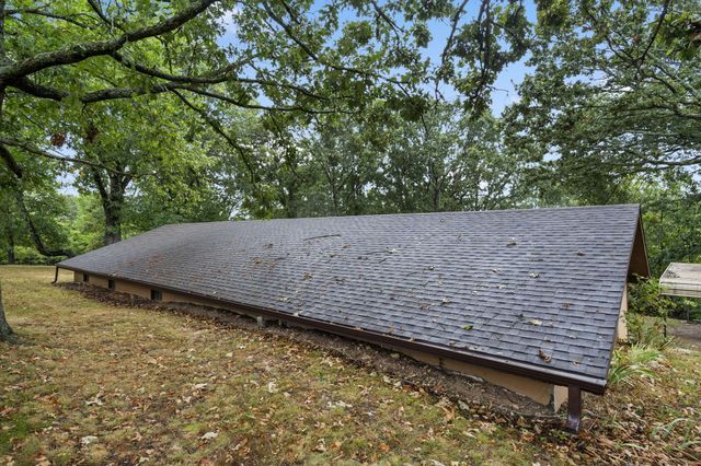 524 Shady Oak Lane, Reeds Spring, MO 65737