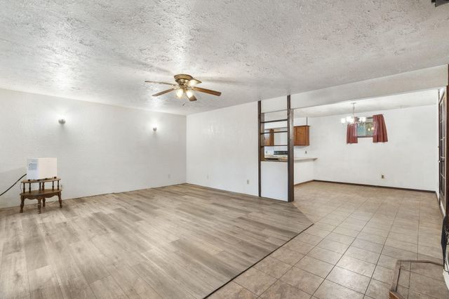 524 Shady Oak Lane, Reeds Spring, MO 65737