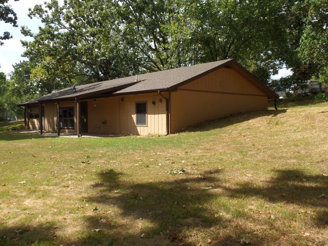 524 Shady Oak Lane, Reeds Spring, MO 65737