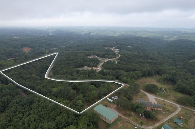 524 Shady Oak Lane, Reeds Spring, MO 65737