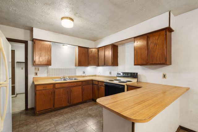 524 Shady Oak Lane, Reeds Spring, MO 65737