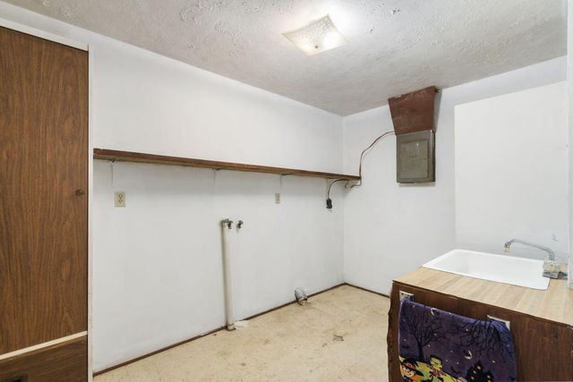 524 Shady Oak Lane, Reeds Spring, MO 65737