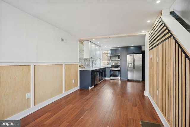 1828 S VOGDES ST, Philadelphia, PA 19143