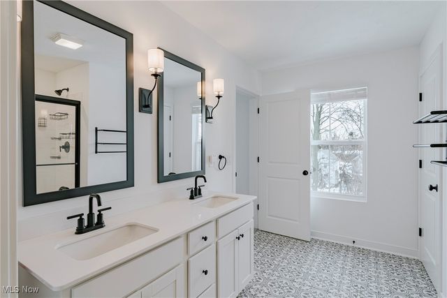 543 S. Rhodes Avenue, Akron, OH 44307