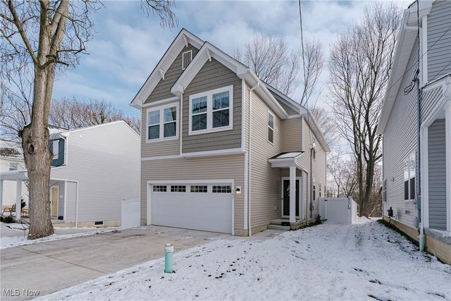 543 S. Rhodes Avenue, Akron, OH 44307