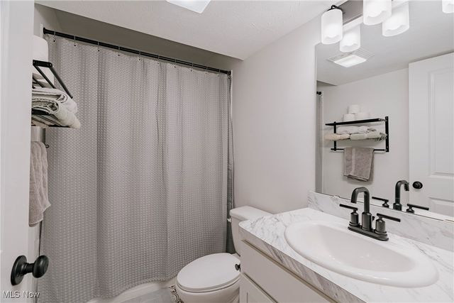 543 S. Rhodes Avenue, Akron, OH 44307