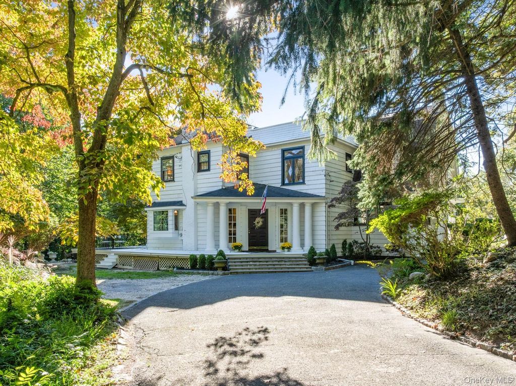 6 Arbutus Path, Port Jefferson, NY 11777 — exterior