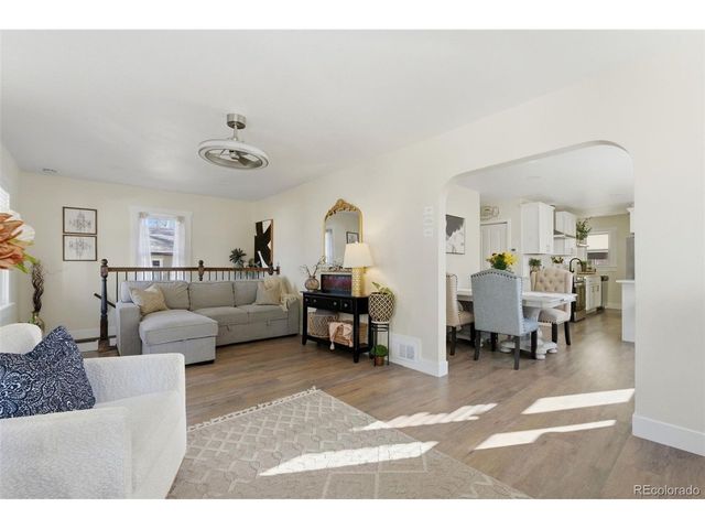 1960 S Franklin St, Denver, CO 80210