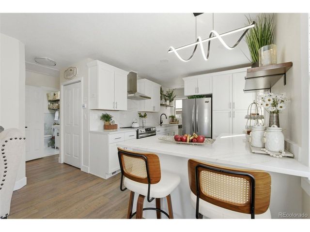 1960 S Franklin St, Denver, CO 80210