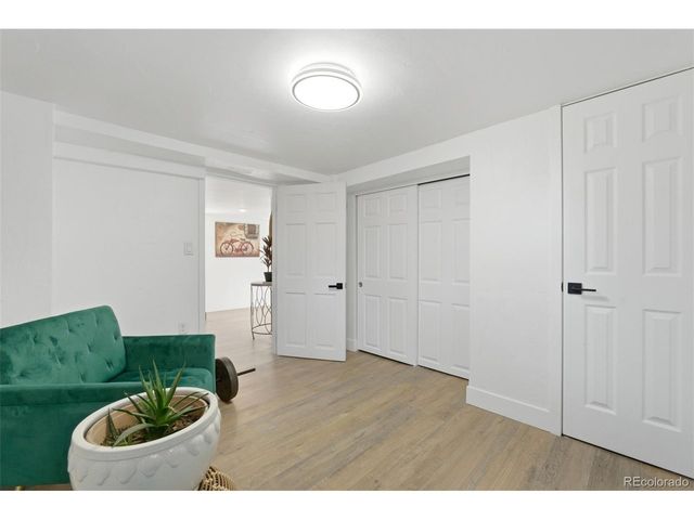 1960 S Franklin St, Denver, CO 80210